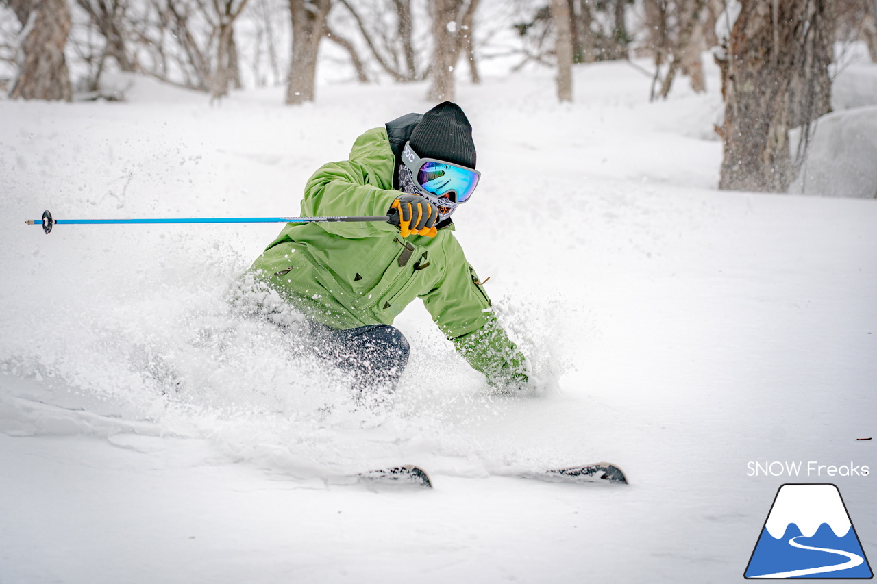 サッポロテイネ｜今シーズンは春セッション！プロスキーヤー・谷藤昌司さんと滑る１日。まさかのパウダー？！